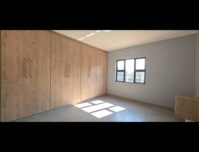 2 BEDROOM APARTMENT FOR SALE IN ESCOMBE